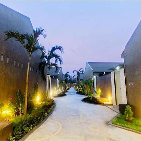 Bali Rich Villa Tuban  Экстерьер фото