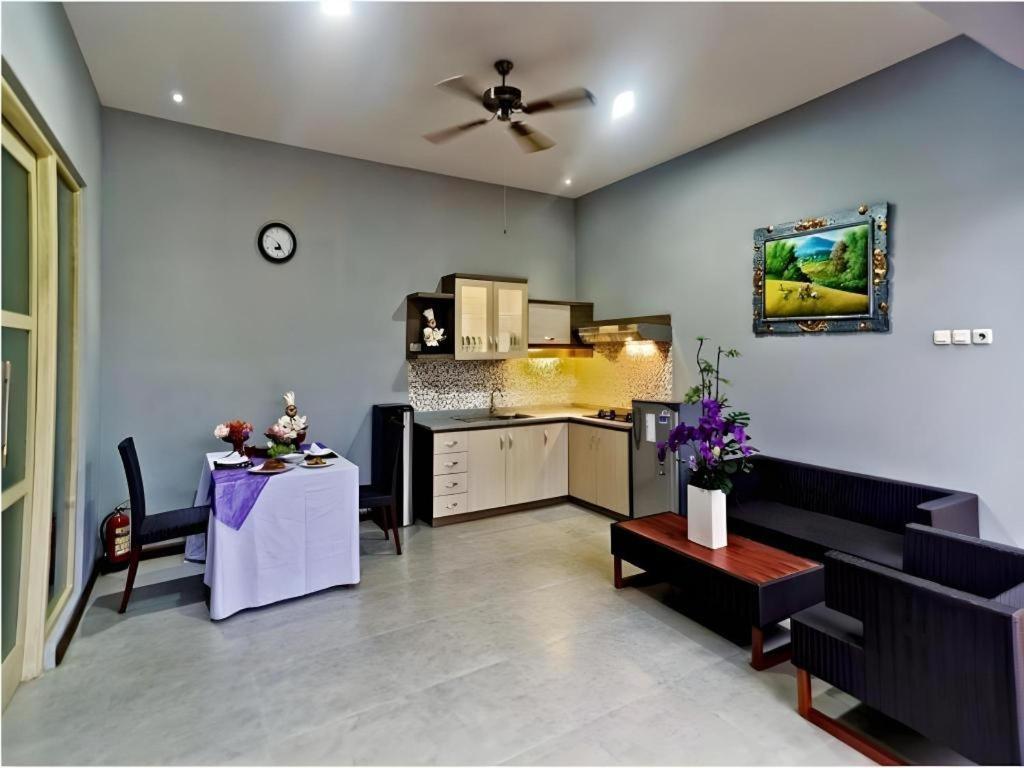Bali Rich Villa Tuban  Экстерьер фото